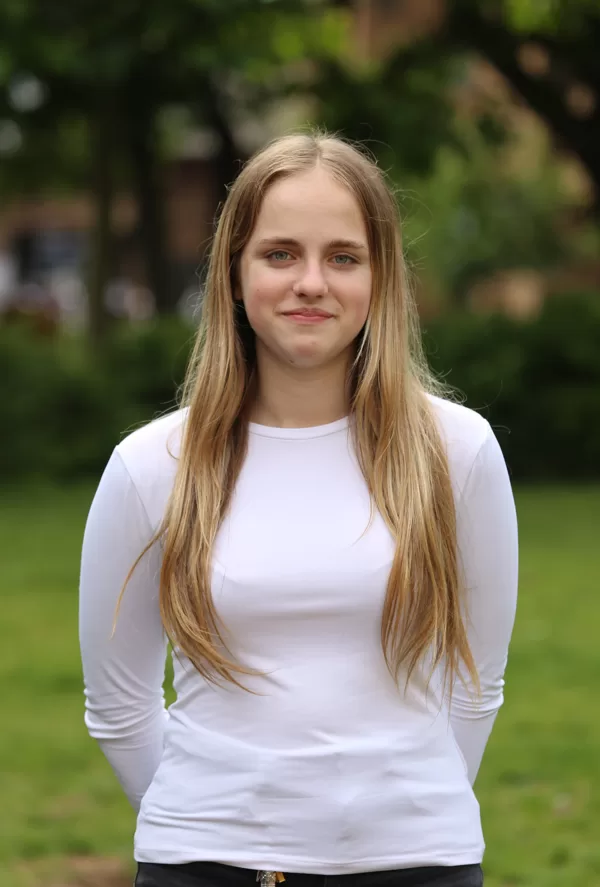 Estere - LV